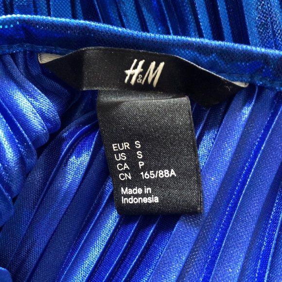 Metallic Blue Dressy Sleeveless Top / Shell / Camisole - Picture 3 of 3